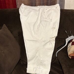 Terra & Sky White Cropped Jeans